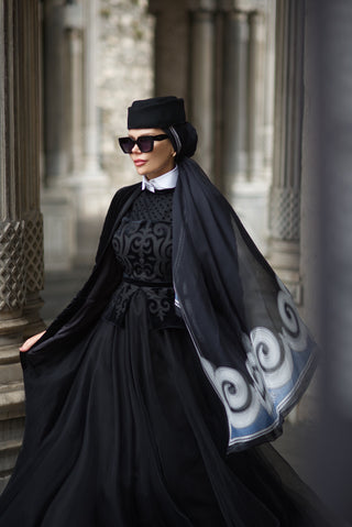 Regina Nera Black Dress