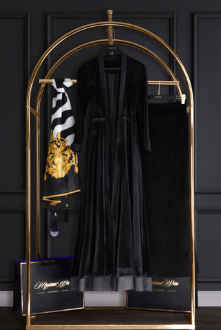 Muslima Black Velvet Coat - Muslima Wear