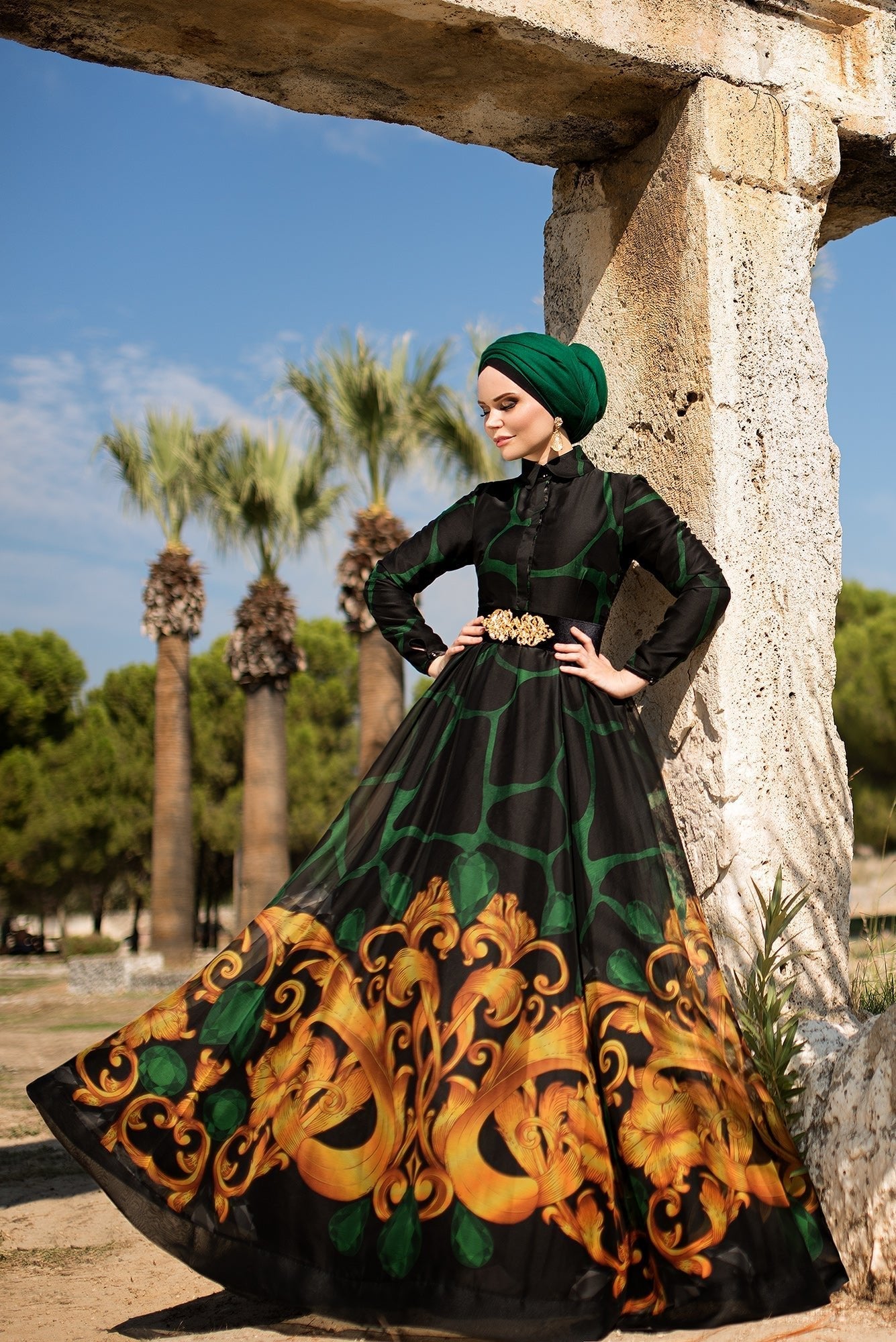 shakira green dress Shakira Green Dress